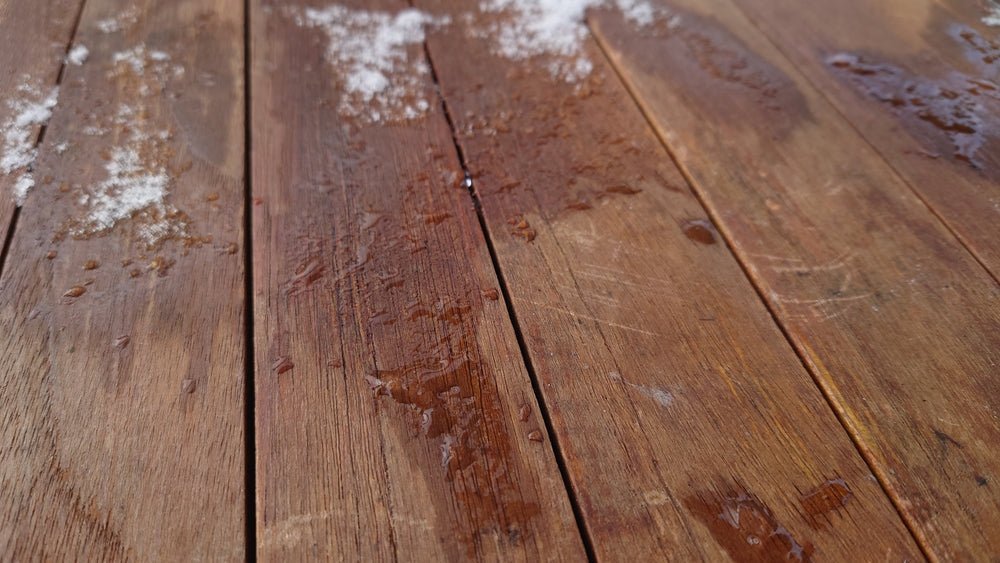 How to Remove Water Stains from a Wooden Outdoor Table Top - Cedar Creek Rustic Furniture