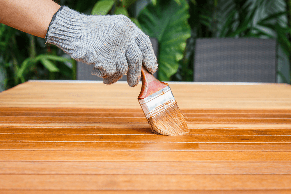 How to Stain an Outdoor Wood Bench: A Complete Guide - Cedar Creek Rustic Furniture